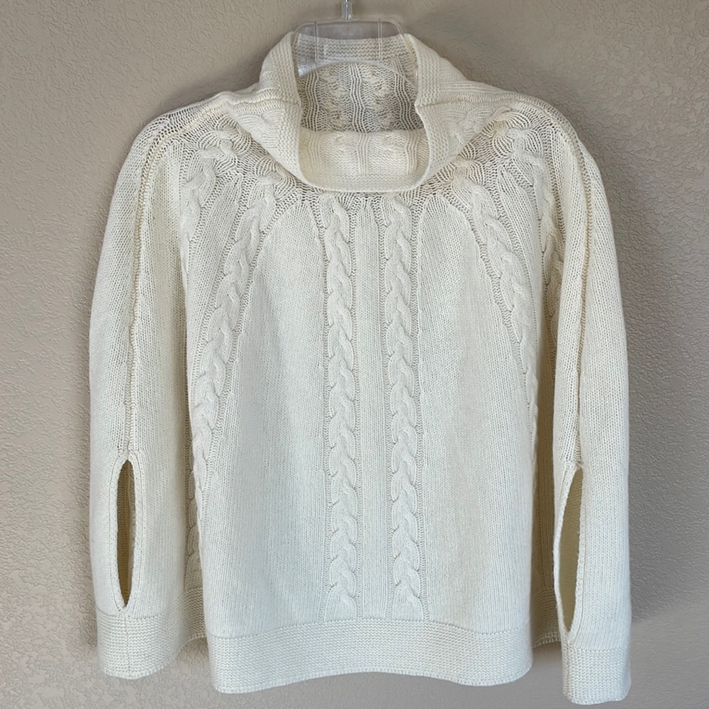 United Colors of Benetton gorgeous ivory poncho sweater, wool blend, one size